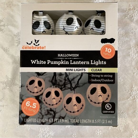 NWT Celebrate Halloween White Pumpkin Lantern String Lights Clear 6.5 ft - Picture 2 of 5